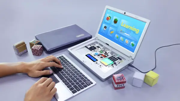 Análisis de CrowPi 2: computadora portátil Raspberry Pi y kit de aprendizaje para niños
